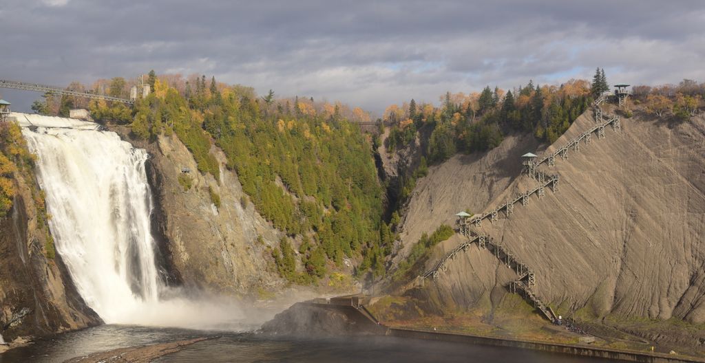 Der Montmorency Wasserfall in der N&auml;he von Qu&eacute;bec