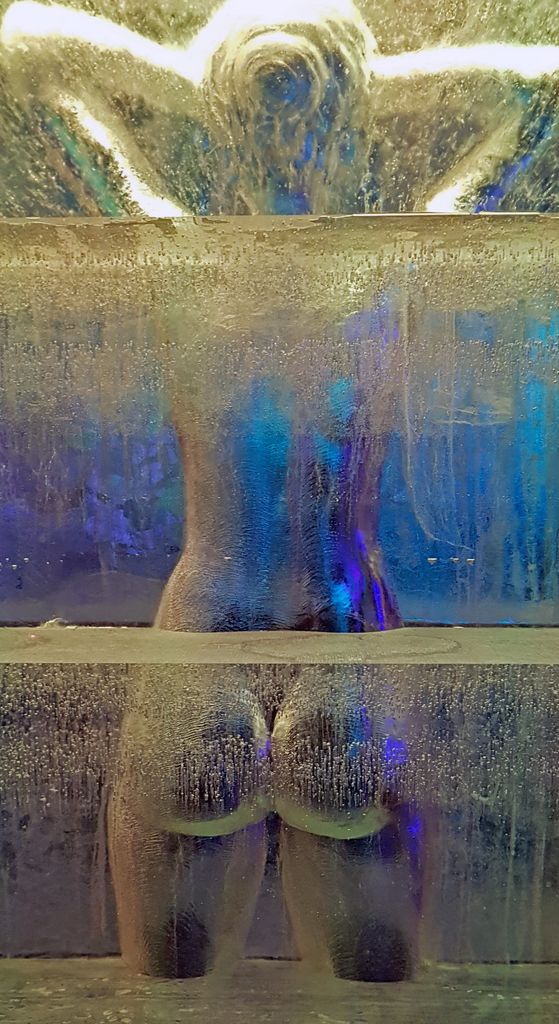 In der Magic Ice-Bar in Bergen