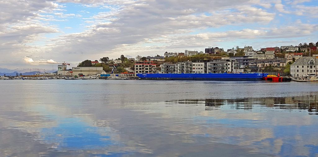 Spiegelungen in Lervik