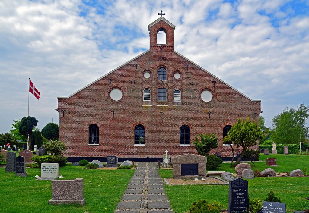 Die Kirche von S&oslash;nderho / Fan&oslash;