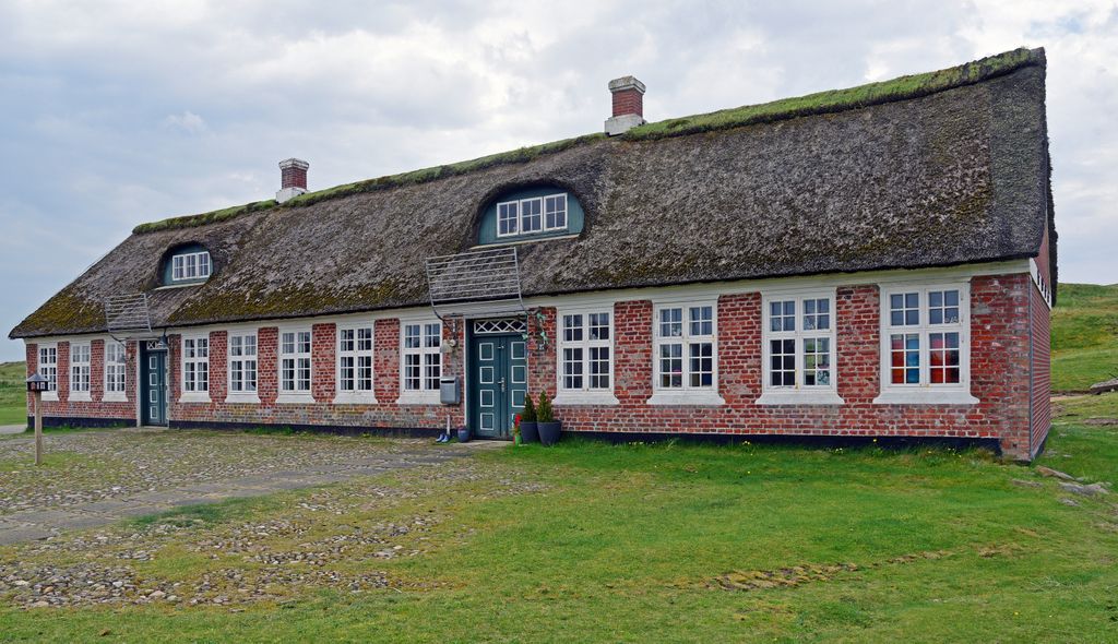 Geb&auml;ude in S&oslash;nderho / Fan&oslash;