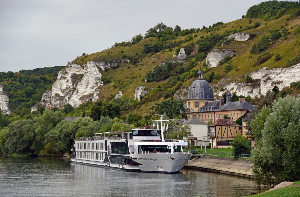 Blick auf Les Andelys und die Excellence Royal