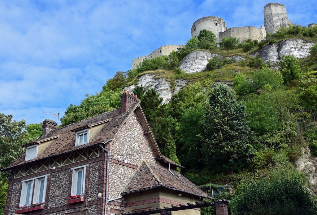 Blick auf Les Andelys und Ch&acirc;teau Gaillard