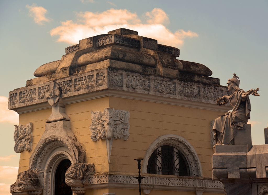 Der Friedhof Cementerio Crist&oacute;bal Col&oacute;n in Havanna
