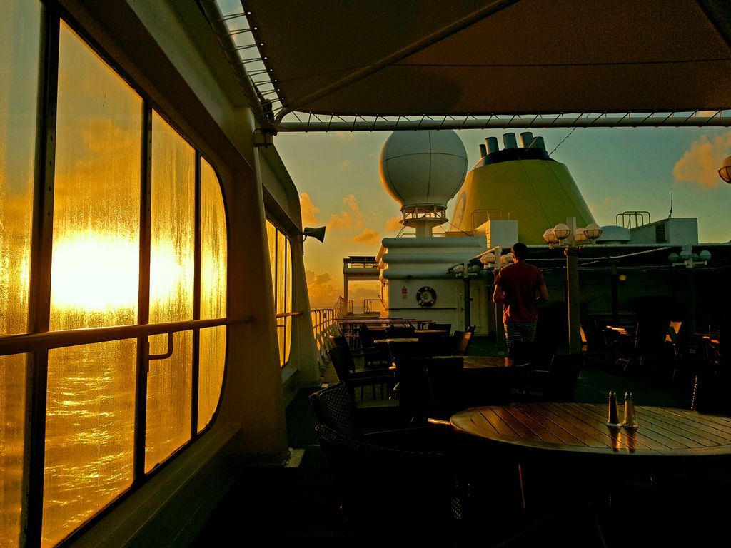 Gute Nacht MS Hamburg (Handy-Bild)